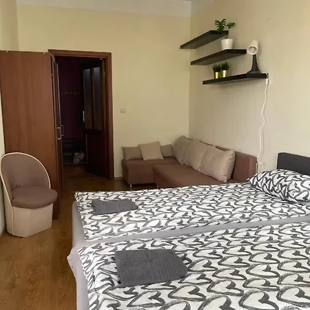 Hostel Mokotow Varsó